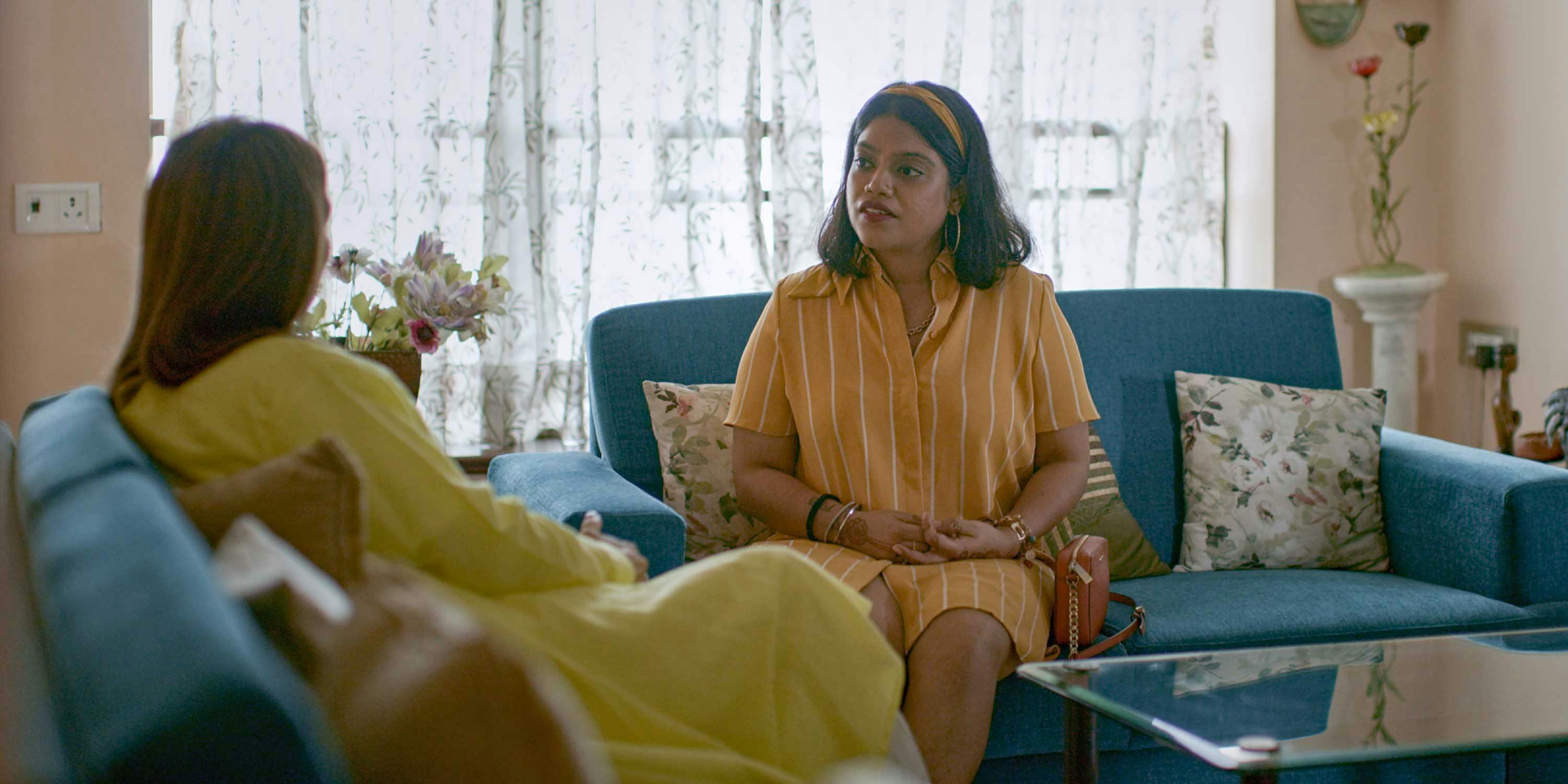 Delhi entrepreneur Ankita Bansal talks with matchmaker Sima Taparia. (Netflix)